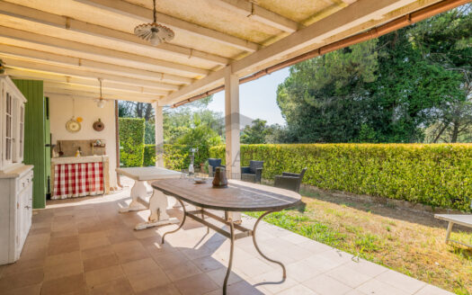 VILLA SINGOLA in Vendita a CRESPINA