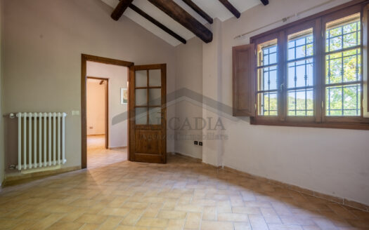 VILLA SINGOLA in Vendita a CRESPINA