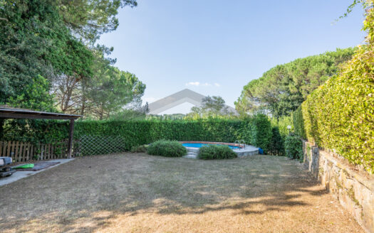 VILLA SINGOLA in Vendita a CRESPINA